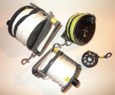 Verschieden Pathfinder-reels sowie ein Fingerspool